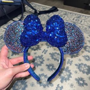 Blue sequin mickey/minnie ears